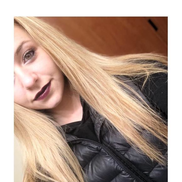 Meet your Posher, Rochelle - Picture 1 of 1